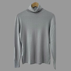 M.M.Lafleur Light Blue Knit Turtleneck Sweater M ($199)